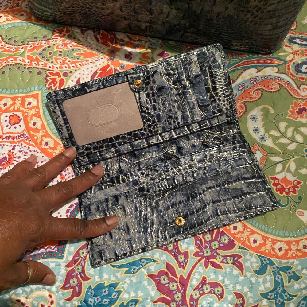 Brahmin wallet